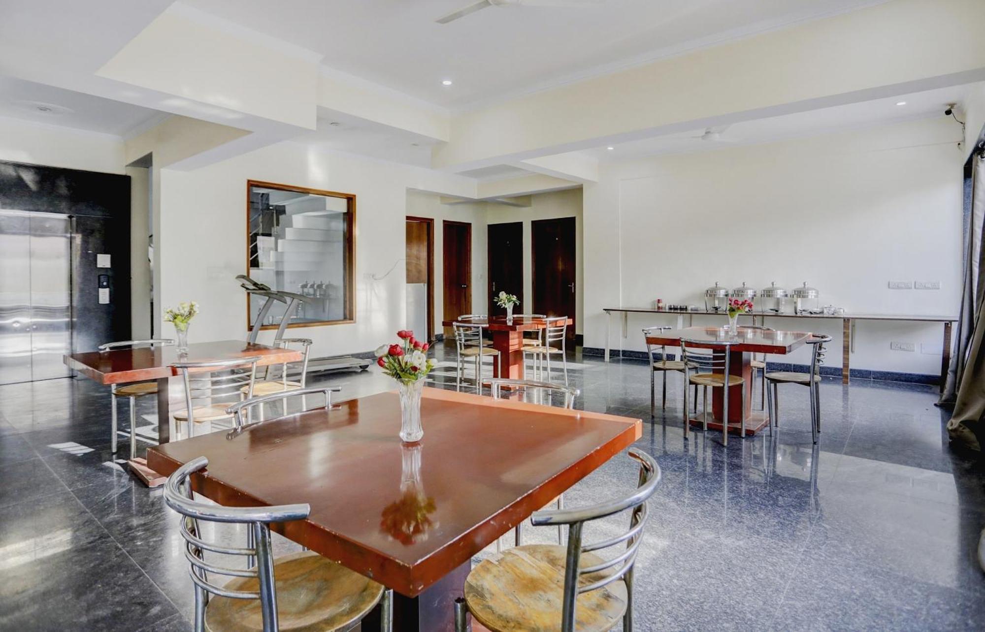 בובנשוואר Super Town House Hi5 Aditya International מראה חיצוני תמונה